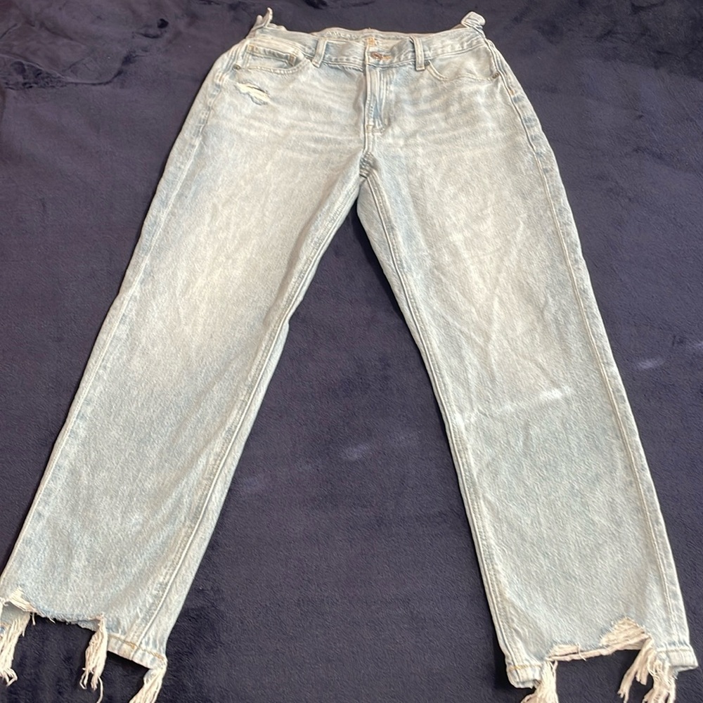 American eagle light washed jeans